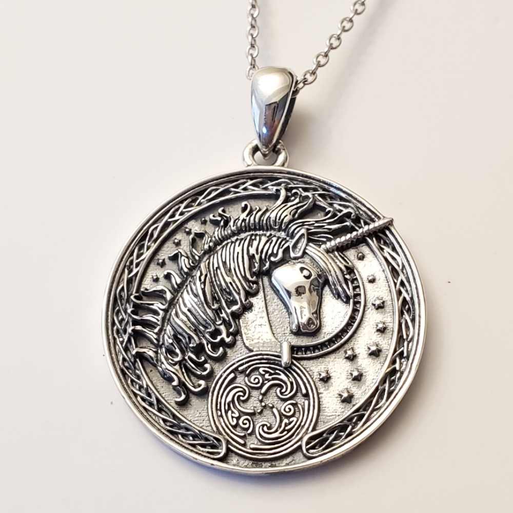 NEW Sterling Favorable Lucky Unicorn Pendant